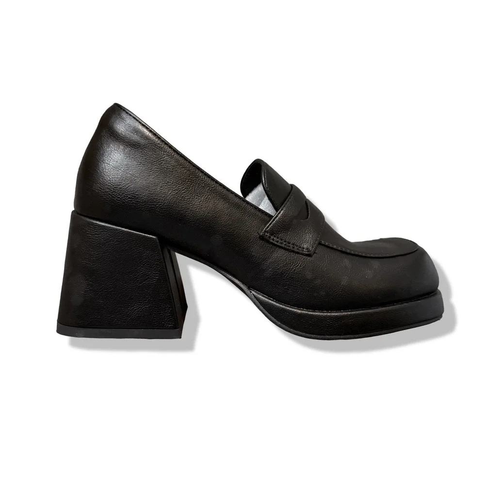 NIB Womens Black Platform Chunky Heel Loafer Shoes Square Toe Retro Style Sz 5